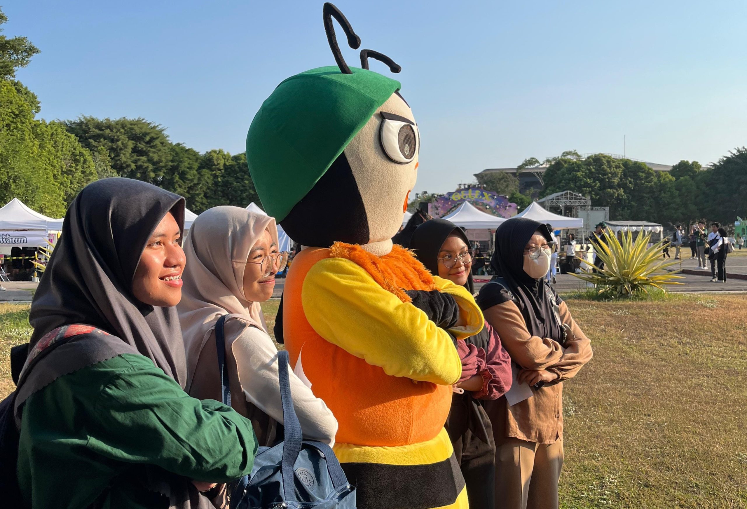 Dari Stan Winter Hingga Maskot Aciko: Kopma UGM Curi Perhatian di Gelex 2024